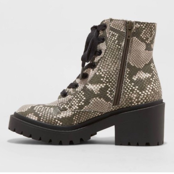 ⭐️ NIB BRIE COMBAT BOOT - Picture 2 of 15